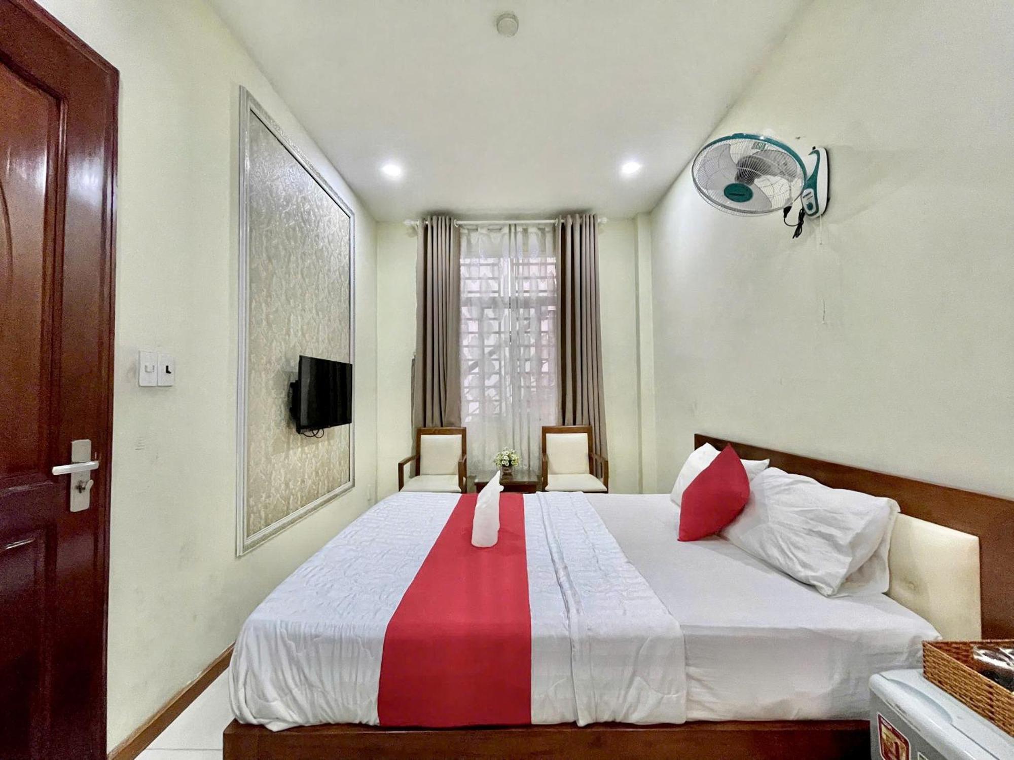 Nhu Y Hotel Хошимин Экстерьер фото