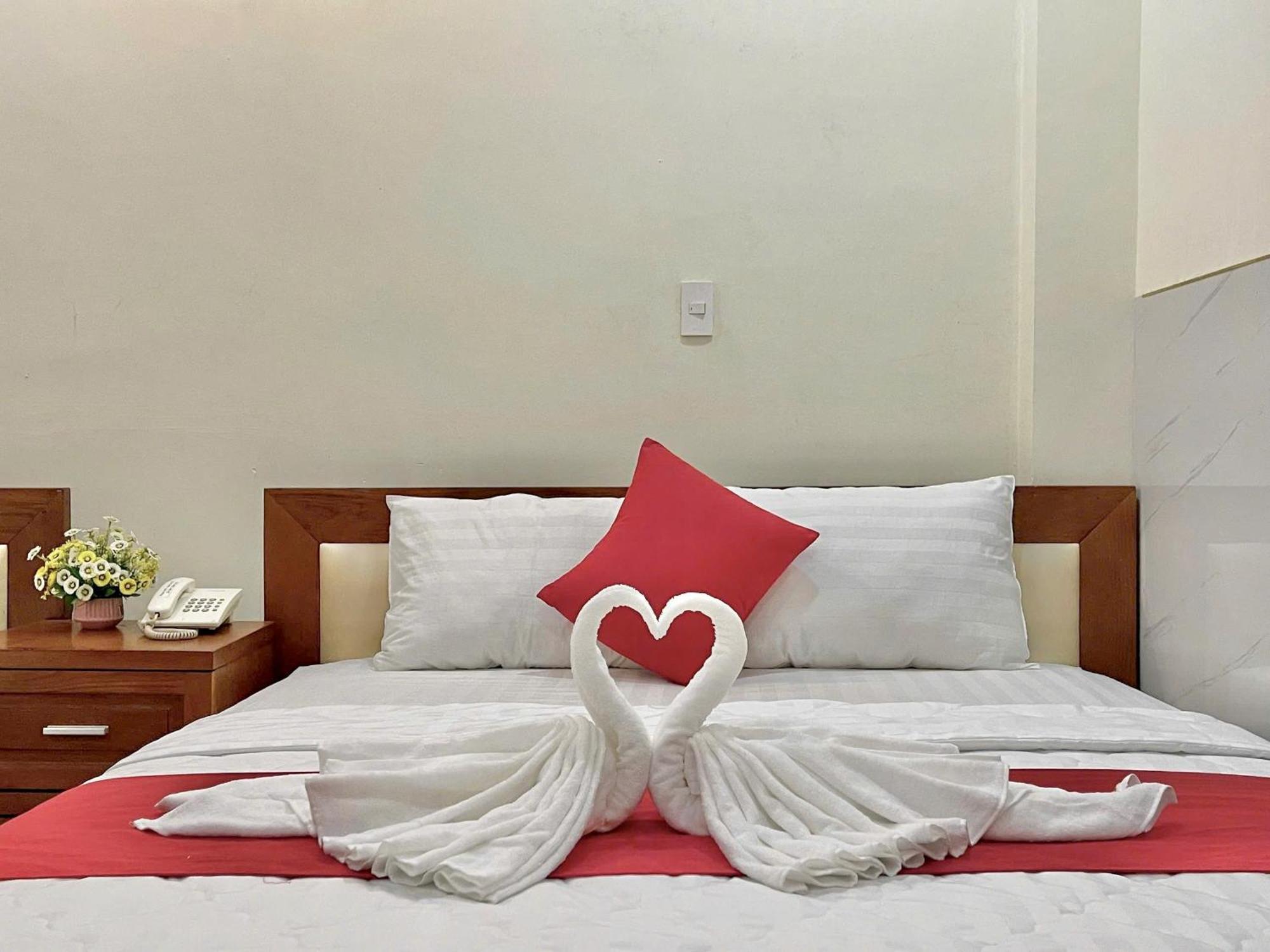 Nhu Y Hotel Хошимин Экстерьер фото